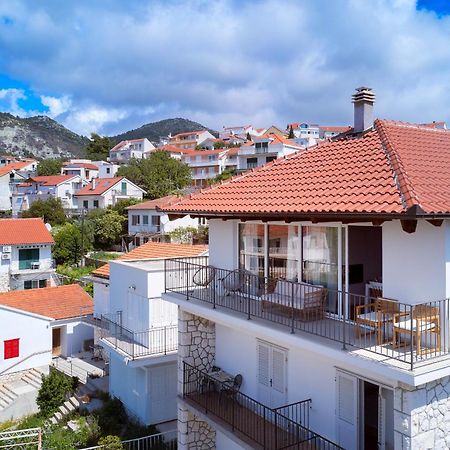 D_View Apartment Hvar Town Bagian luar foto