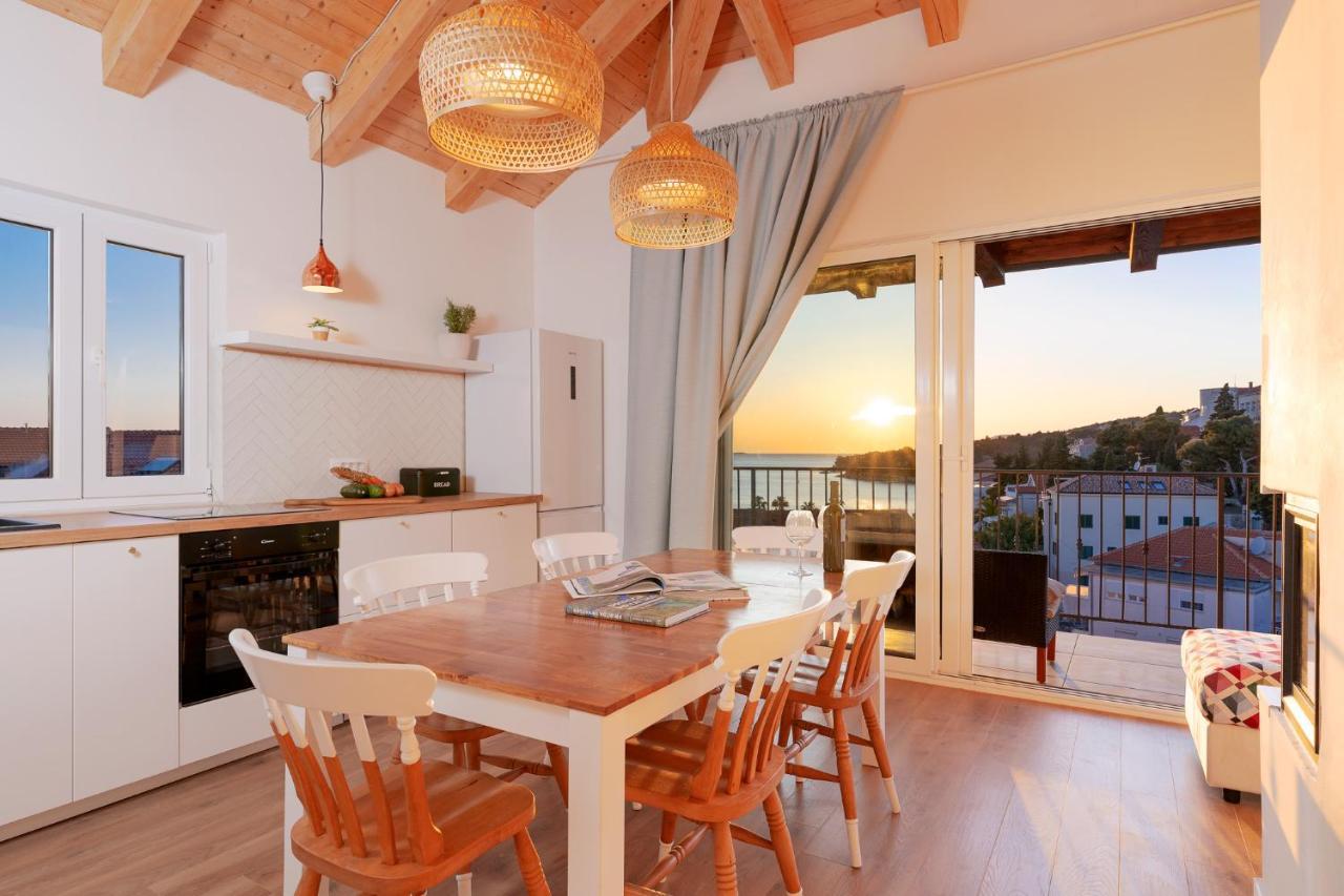 D_View Apartment Hvar Town Bagian luar foto