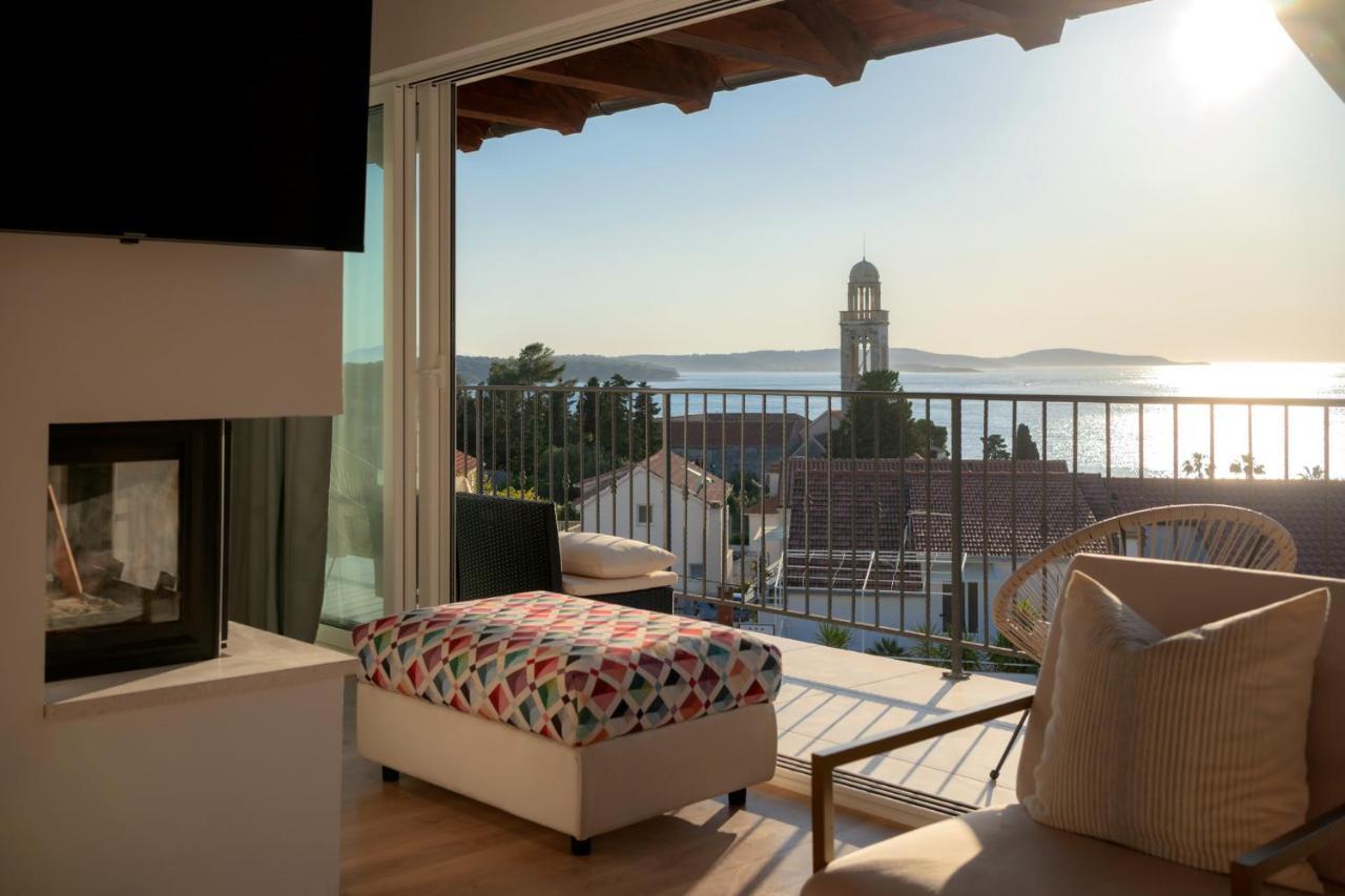 D_View Apartment Hvar Town Bagian luar foto