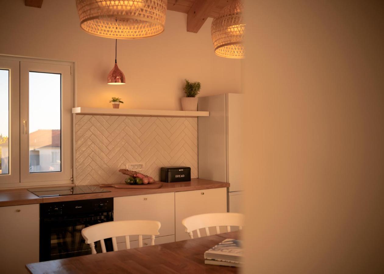 D_View Apartment Hvar Town Bagian luar foto