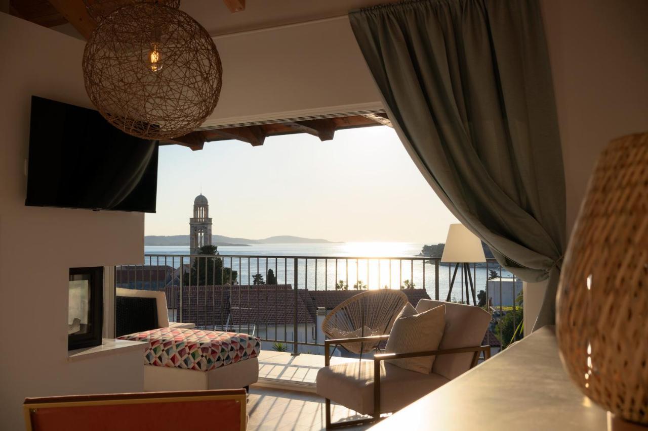 D_View Apartment Hvar Town Bagian luar foto