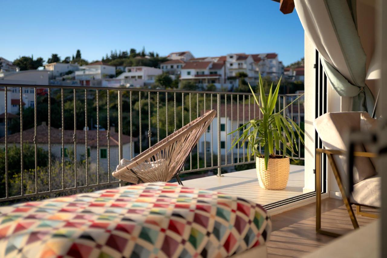 D_View Apartment Hvar Town Bagian luar foto