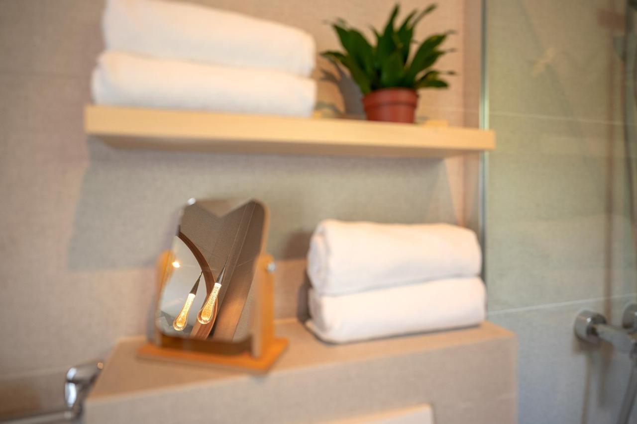D_View Apartment Hvar Town Bagian luar foto