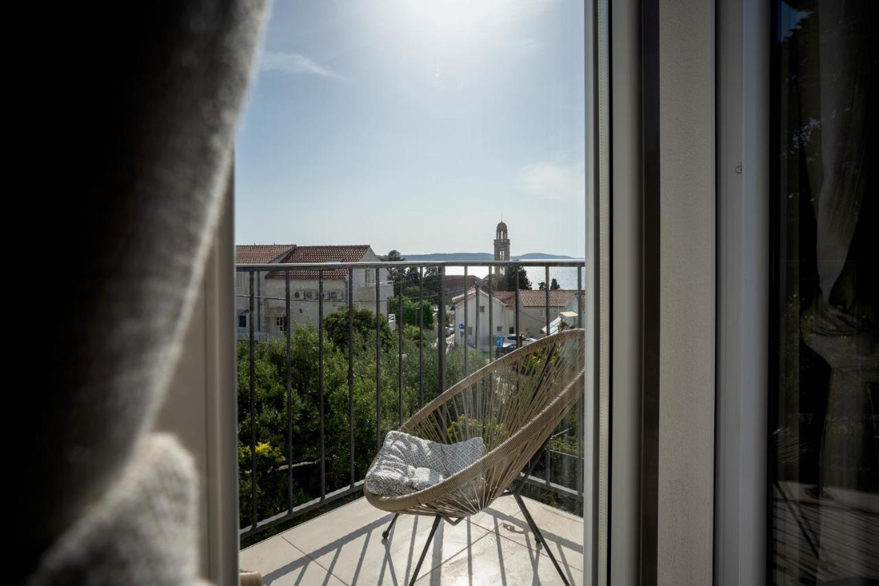 D_View Apartment Hvar Town Bagian luar foto