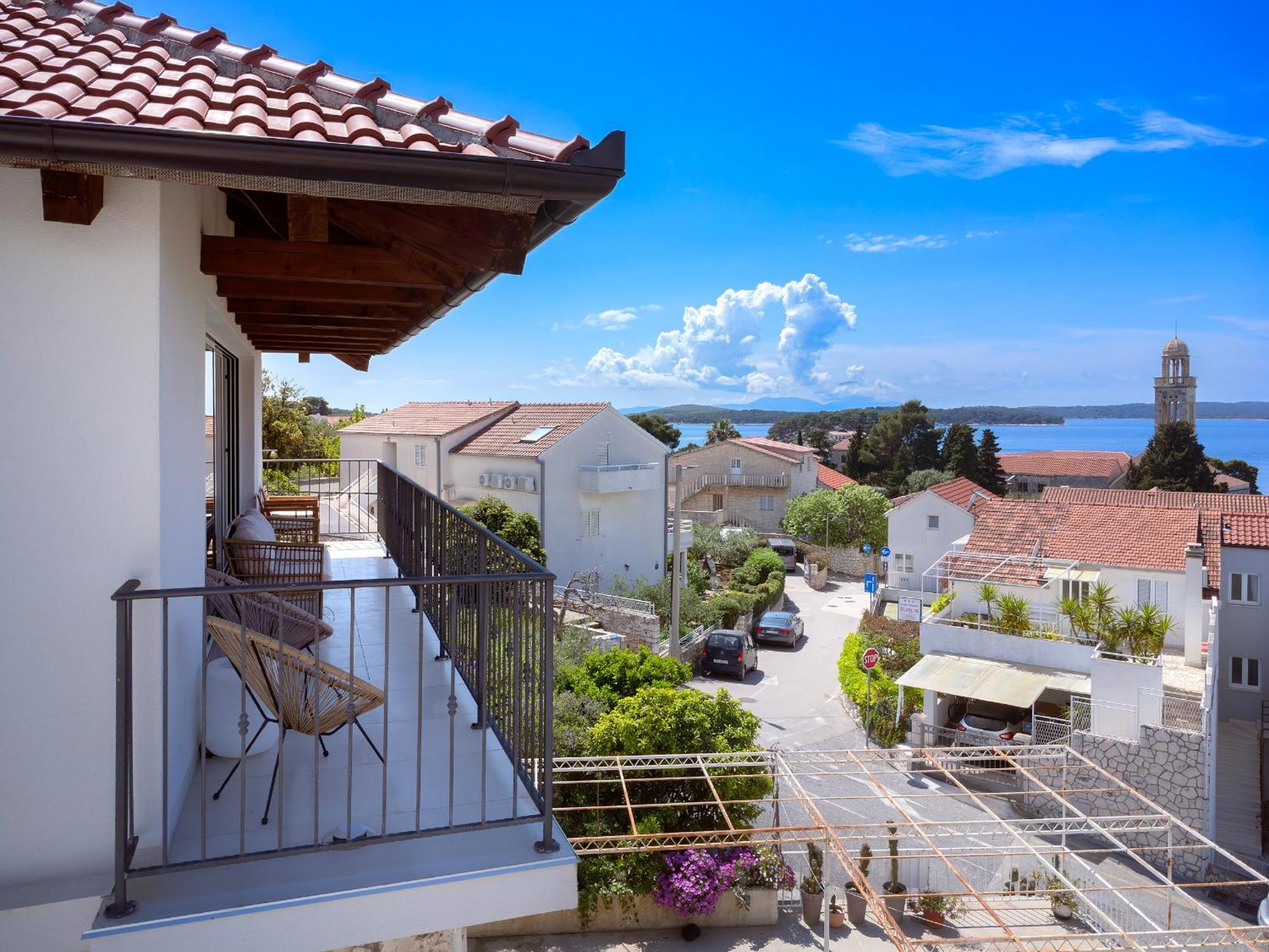 D_View Apartment Hvar Town Bagian luar foto